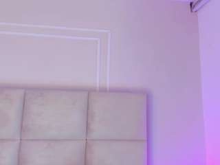 jhaaappy's CamSoda show and profile