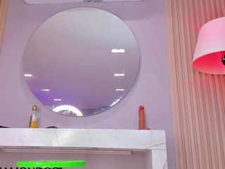 Live webcam model nycdiamond on Soda Cams