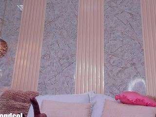 nycdiamond live webcam show