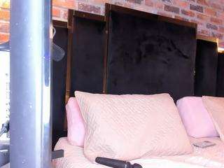  kylie-ross chat room