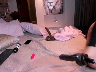  kylie-ross chat room