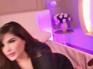  kylie-ross chat room