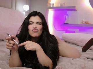 kylie-ross Live Webcam on CamSoda