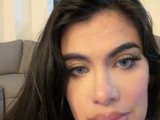 kylie-ross live cam profile