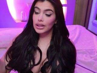 kylie-ross Live Webcam on CamSoda