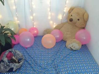 bonnie-jones (bonnie-jones) Nude on Cam. Free Live Sex Chat Room - CamSoda