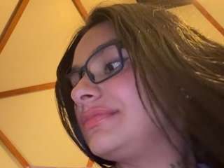  maggiejones chat room