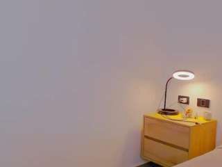 alice-fox Live Webcam on CamSoda