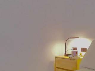 Acest model este live acum. alice-fox