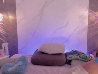 kiimthompson from CamSoda is Freechat