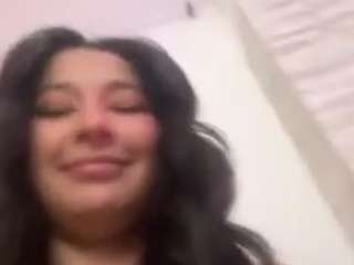 Live webcam model kiimthompson on Soda Cams