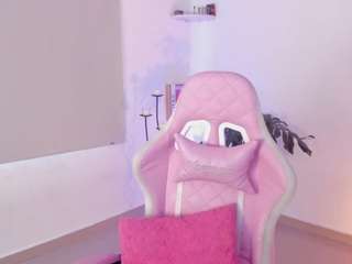 Kim Thompson live webcam show
