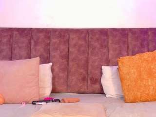 CheneellLorens live cam preview