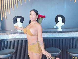 saamytits Live Webcam on CamSoda
