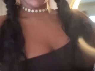 saamytits Live Webcam on CamSoda