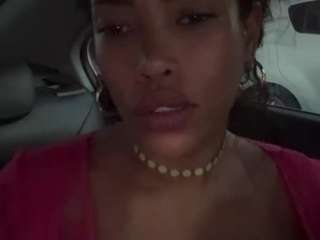 saamytits Live Webcam on CamSoda