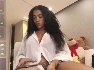 saamytits Live Webcam on CamSoda