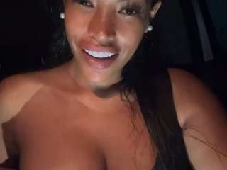 saamytits Live Webcam on CamSoda