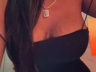 saamytits Live Webcam on CamSoda