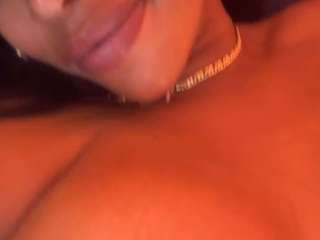 saamytits Live Webcam on CamSoda