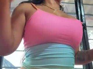 saamytits Live Webcam on CamSoda