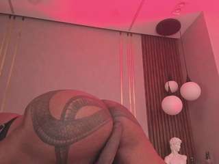 Saamy Tits
