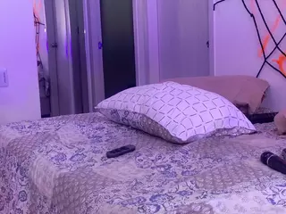 Saamy Tits