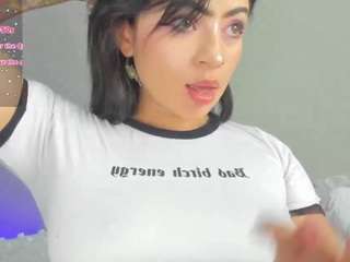 sophie-punk's CamSoda show and profile