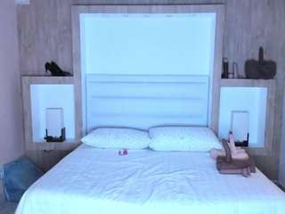 veronica-garcia Live Webcam on CamSoda