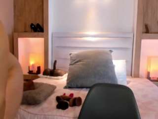 Live webcam model veronica-garcia on Soda Cams