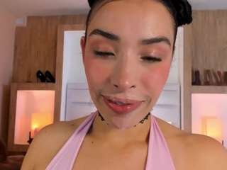 Live webcam model veronica-garcia on Soda Cams