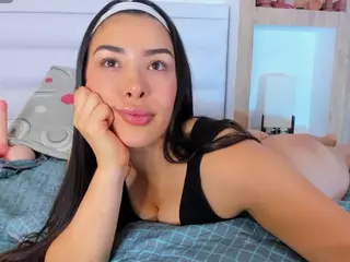 Veronica-Garcia's Live Sex Cam Show