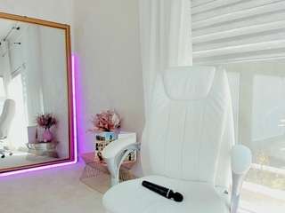 Miss_Diamond_