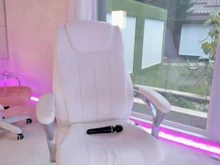 Live webcam model diamondt33n on Soda Cams