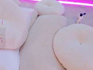 Live webcam model diamondt33n on Soda Cams