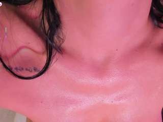 diamondt33n Live Webcam on CamSoda