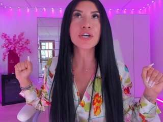 diamondt33n Live Webcam on CamSoda