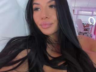 le modèle diamondt33n est en webcam porno dans un show sur le site camsoda, il possède les tags suivants: amateur,robe,living-room,lovense,lush,milf,no drinking,pussy,smoking,gagging,solo,spank,squirter,strip,tattoos,tease,toys,anal,lingerie,full-nudity