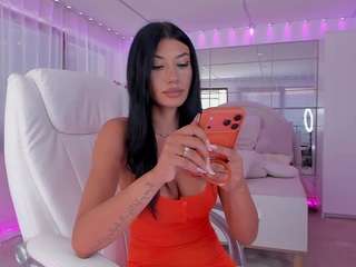 diamondt33n live webcam show