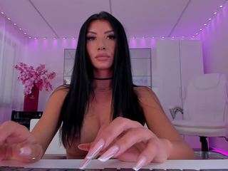 Miss_Diamond_