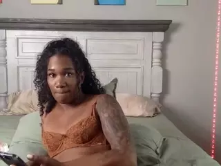 Khamiya Rose's Live Sex Cam Show