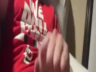 everitth89's Live Sex Cam Show
