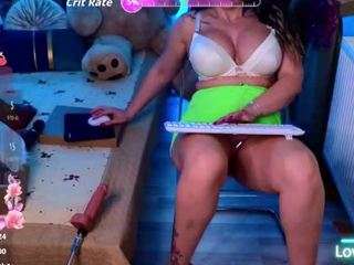 Sandra-Milano live cam preview