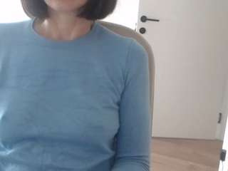 naughtymommy43 webcam
