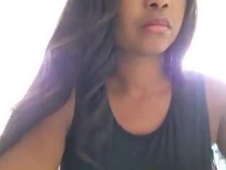 yettzaretth Live Webcam on CamSoda