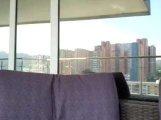 Live webcam model yettzaretth on Soda Cams