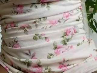 Live webcam model yettzaretth on Soda Cams