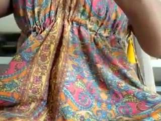 yettzaretth's CamSoda show and profile