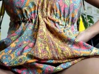 Live webcam model yettzaretth on Soda Cams