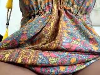 yettzaretth Live Webcam on CamSoda